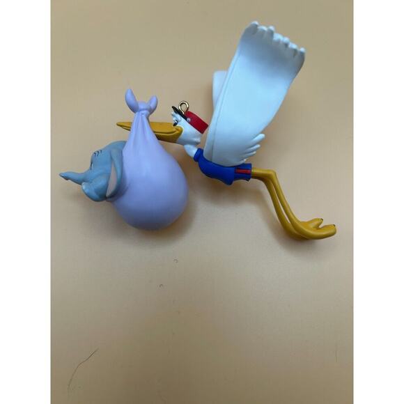 Hallmark Ornament Walt Disney Hello Dumbo 60th Anniversary 2001 - Picture 2 of 6